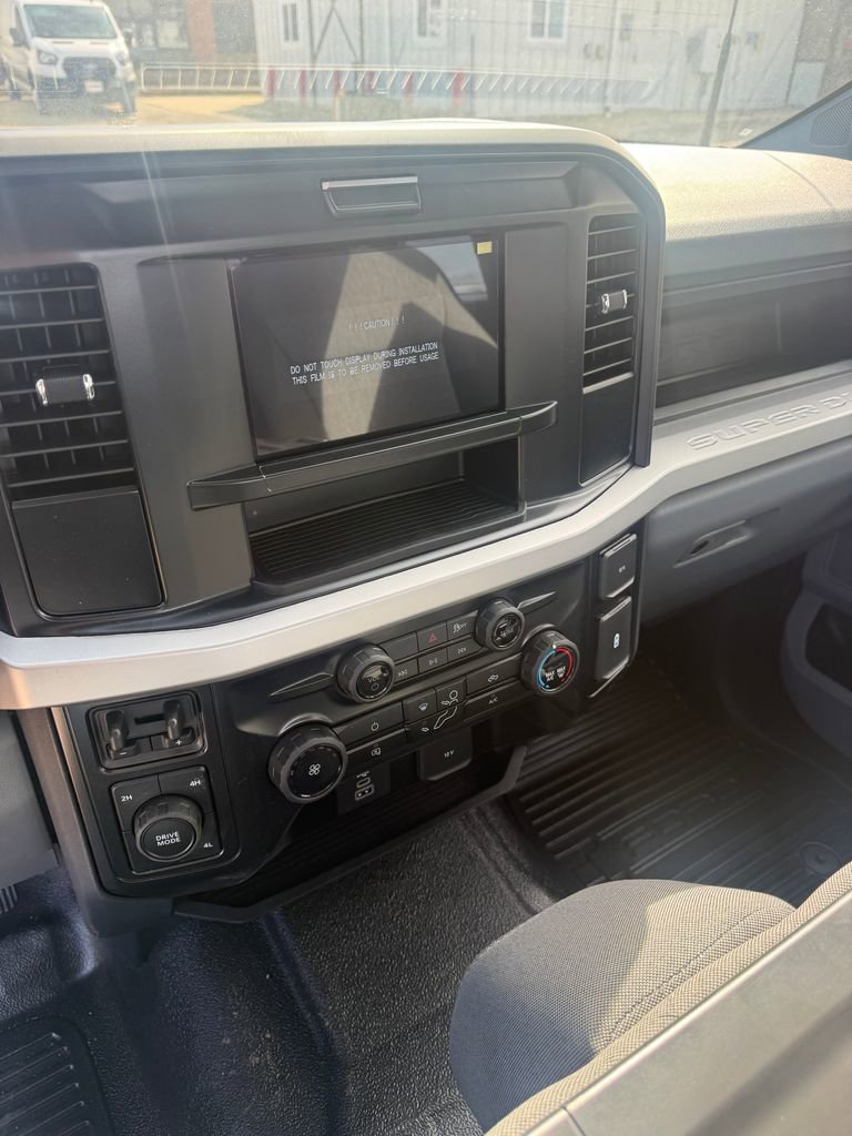 New 2026 Ford F550 4x4 Supercab Super Duty image 15