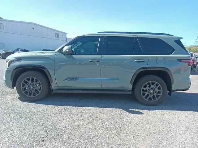 Used 2025 Toyota Sequoia Platinum AWD/4WD image 6