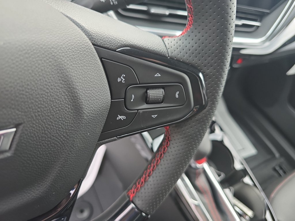 New 2026 Chevrolet Trax RS w/ Driver Confidence Package FWD image 20