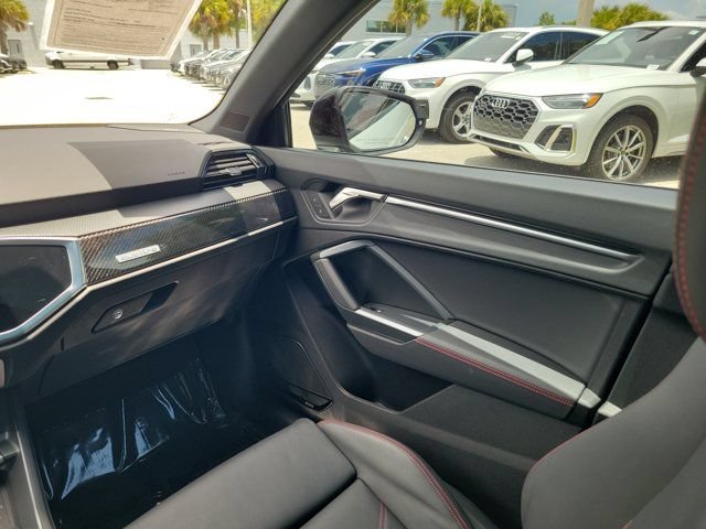 Certified 2025 Audi Q3 2.0T Premium Plus w/ Premium Plus Package AWD/4WD image 14