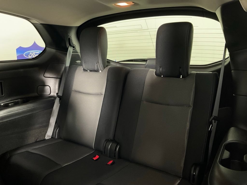 Used 2019 Nissan Pathfinder SV FWD image 17