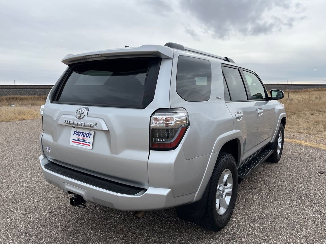 Used 2020 Toyota 4Runner SR5 image 5