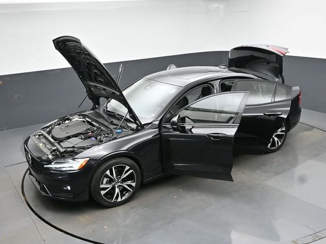 Used 2025 Volvo S60 B5 Plus AWD/4WD image 50