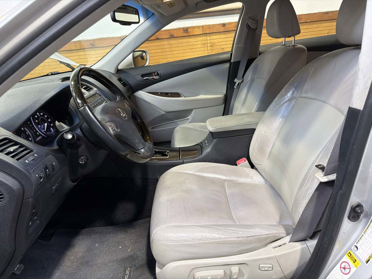 Used 2010 Lexus ES 350 image 16