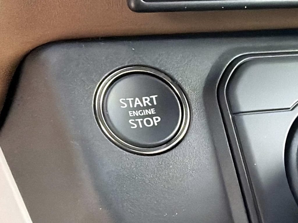 New 2026 Land Rover Defender 110 S AWD/4WD image 23