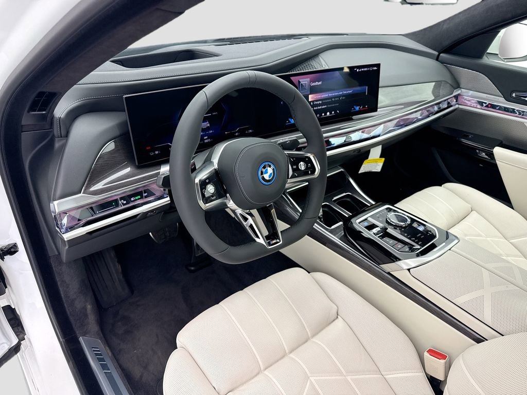 New 2026 BMW i7 xDrive60 AWD/4WD image 9