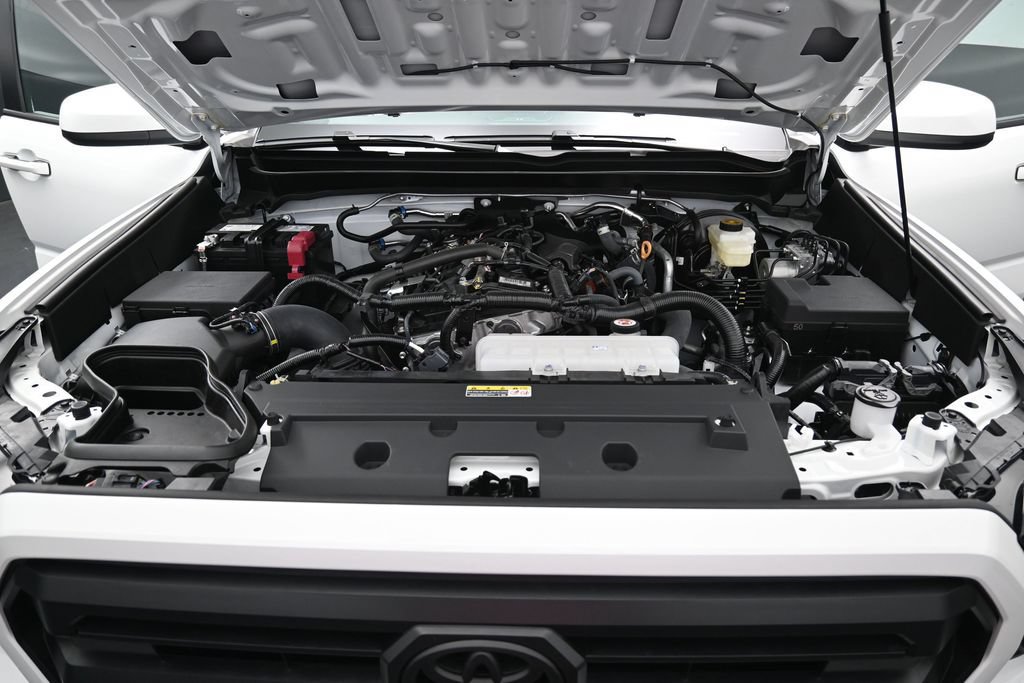 Used 2026 Toyota Tacoma SR5 AWD/4WD image 34
