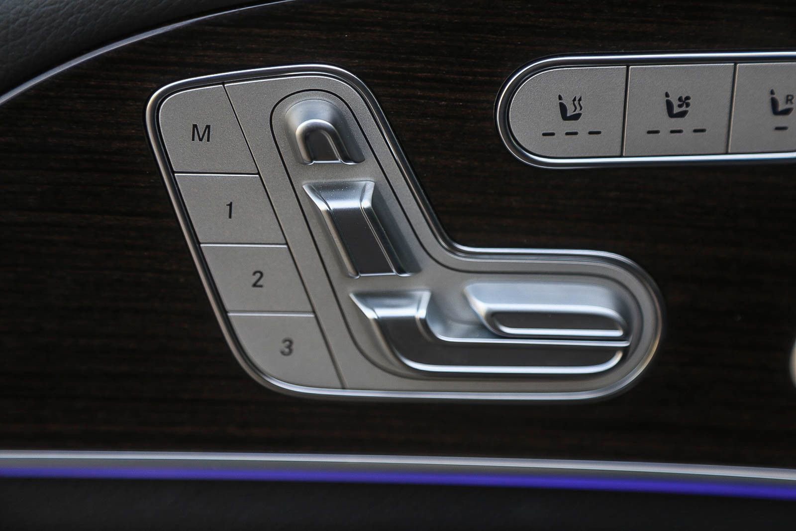 Used 2025 Mercedes-Benz GLS 450 4MATIC image 20