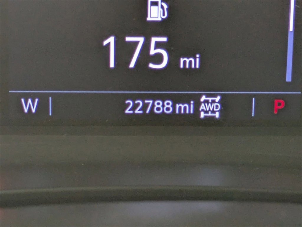 Used 2023 Cadillac XT5 Premium Luxury w/ LPO, Floor Liner Package image 23