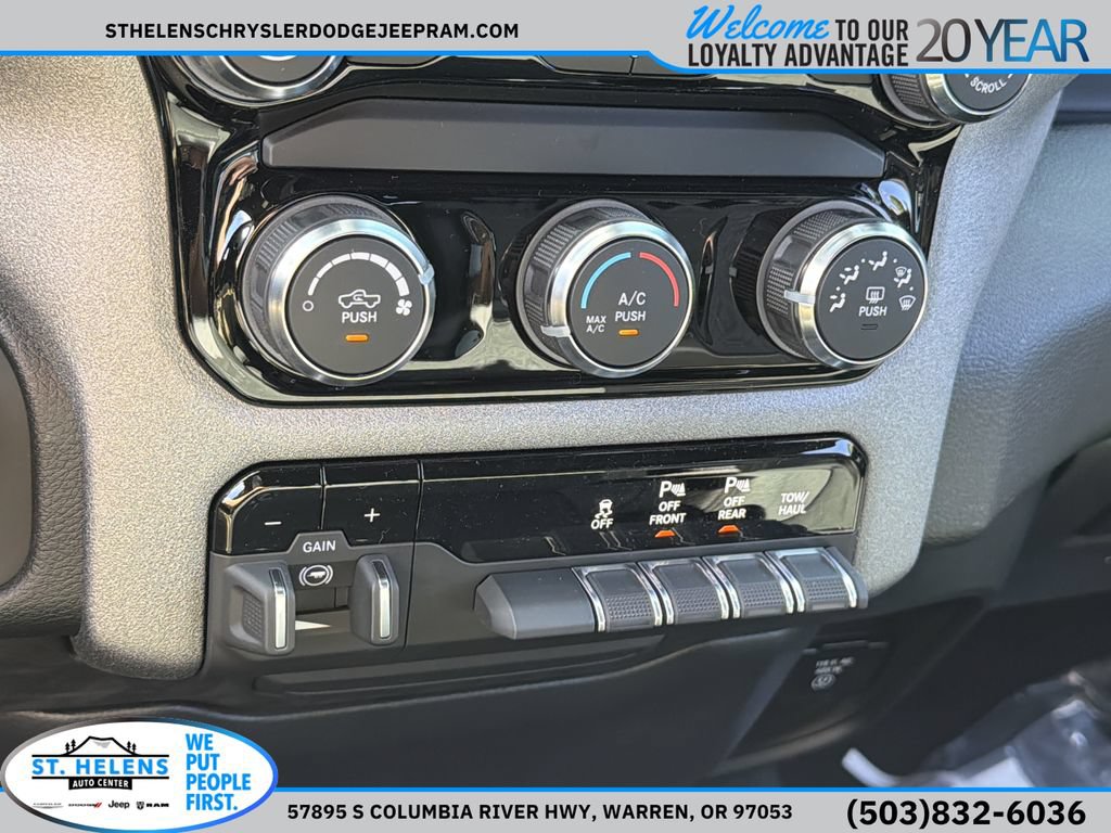New 2026 RAM 1500 Warlock AWD/4WD image 27