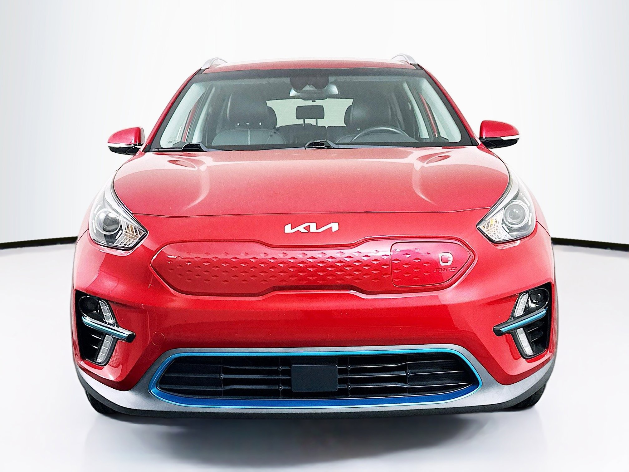 Used 2022 Kia Niro EX FWD image 2