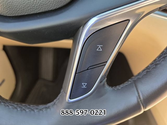 Used 2018 Cadillac XT5 Luxury w/ Driver Awareness Package FWD image 32