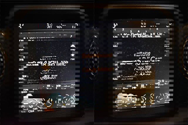 Used 2022 Jeep Wrangler Unlimited Sahara image 27