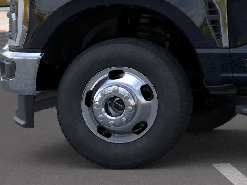 New 2026 Ford F350 Lariat w/ Snow Plow Prep Package image 19