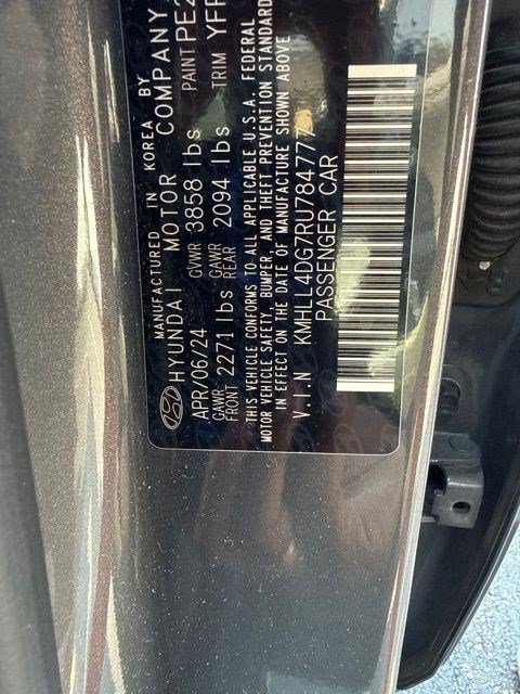 Used 2024 Hyundai Elantra SE FWD image 7
