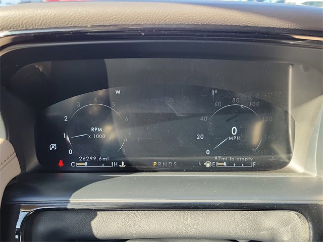 Certified 2022 Lincoln Nautilus Reserve image 12