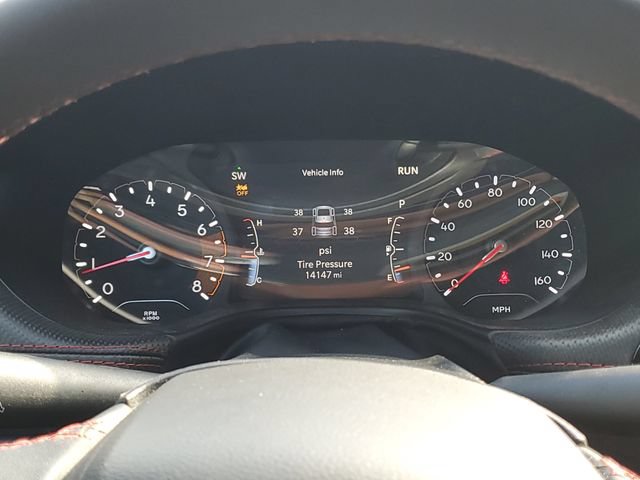 Used 2024 Jeep Compass Trailhawk w/ Trailhawk Convenience Group AWD/4WD image 9