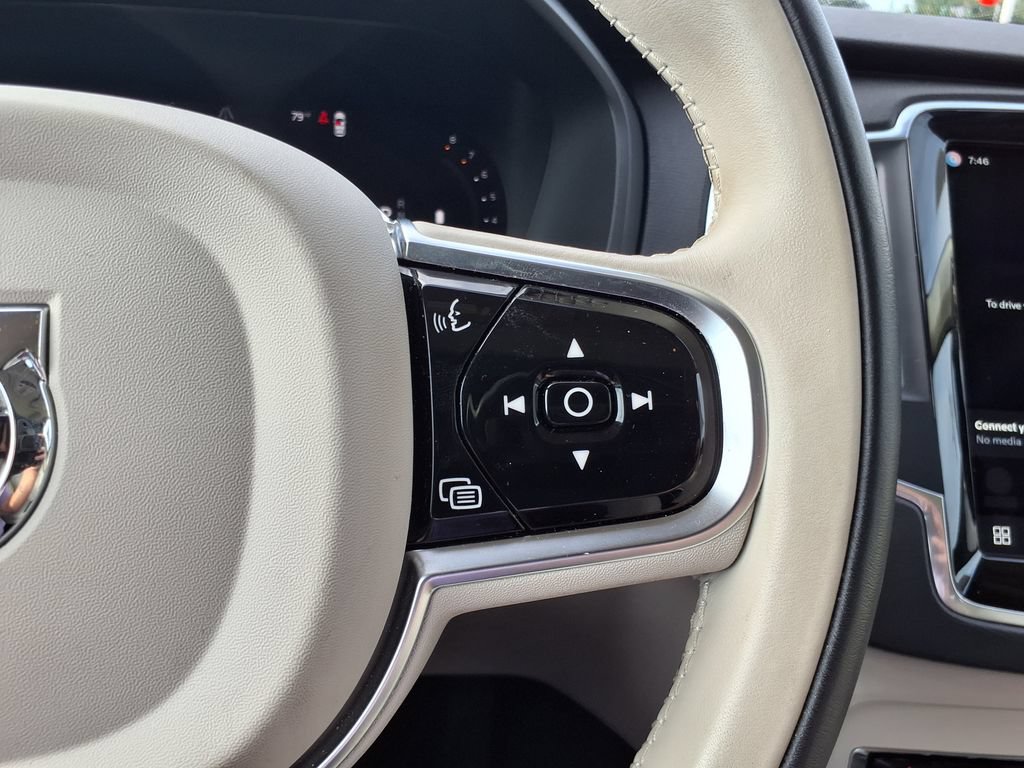 Certified 2024 Volvo XC90 B5 Core w/ Protection Package Premier AWD/4WD image 26