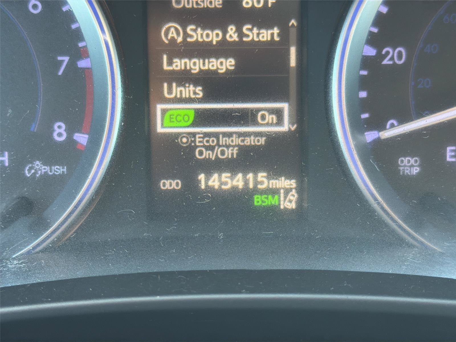 Used 2018 Toyota Highlander XLE AWD/4WD image 11