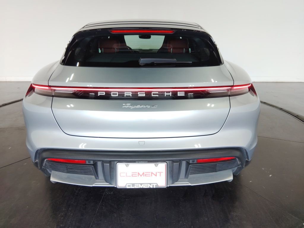 Used 2022 Porsche Taycan 4 Cross Turismo image 7