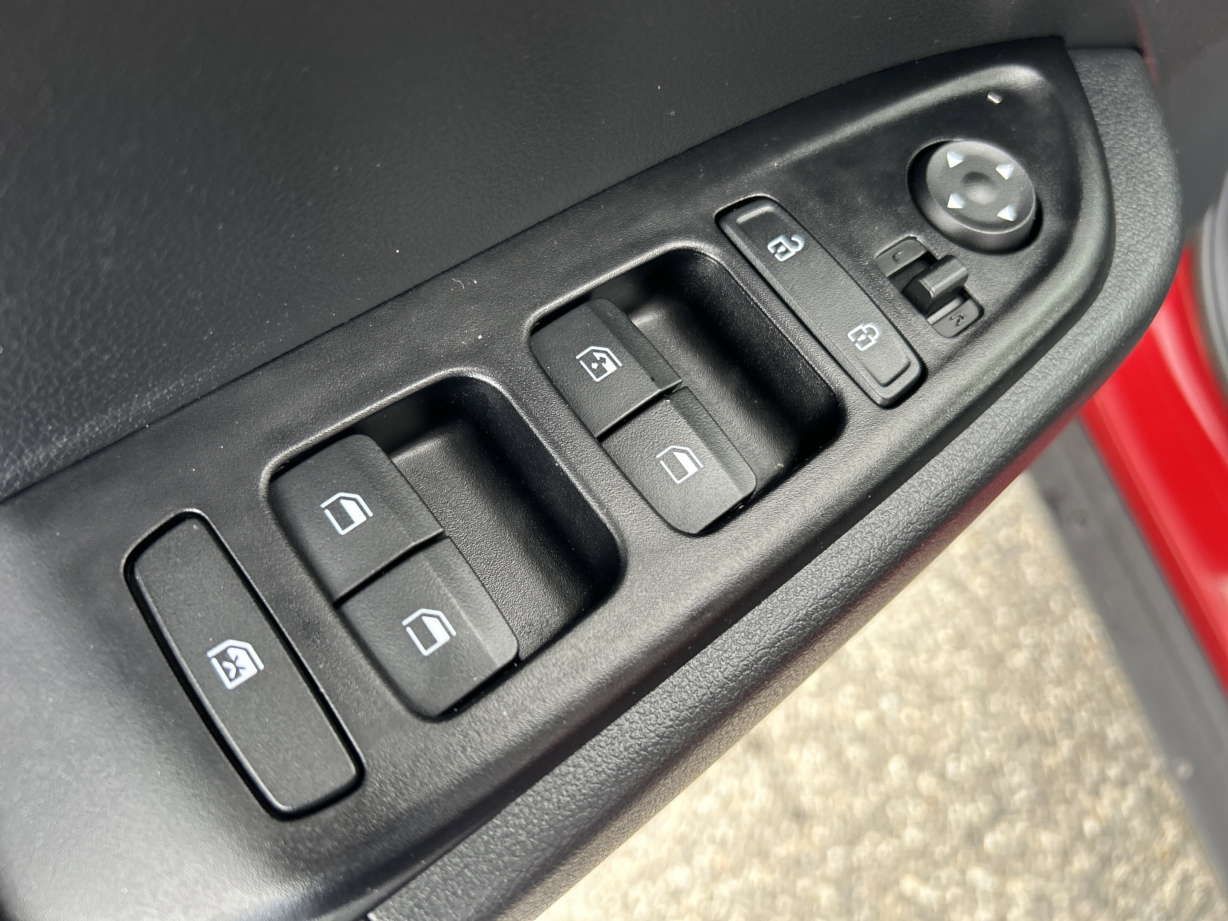 Used 2022 Hyundai Venue SEL image 20