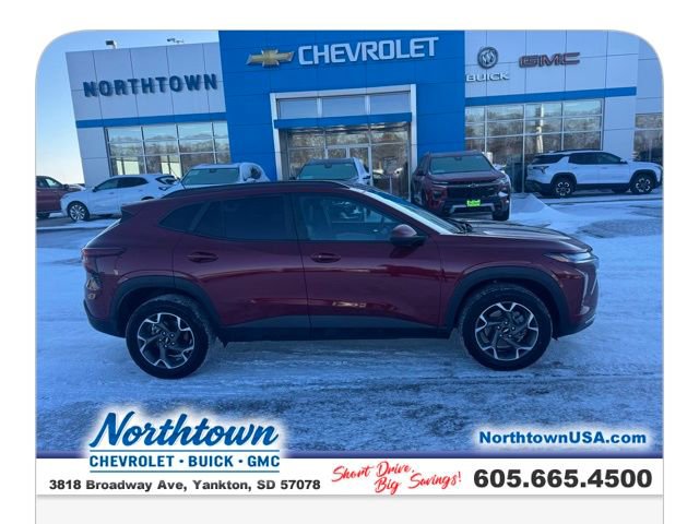 Used 2024 Chevrolet Trax LT w/ Driver Confidence Package image 30