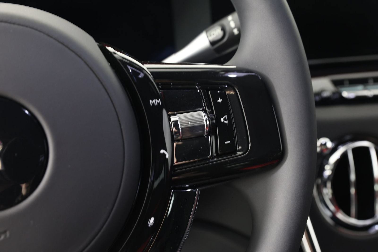 New 2026 Rolls-Royce Cullinan AWD/4WD image 15