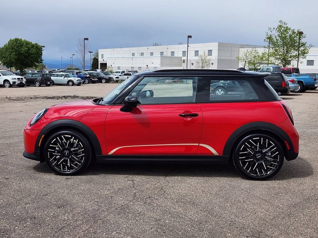 Used 2026 MINI Cooper S FWD image 2