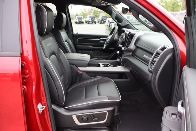 Used 2026 RAM 1500 Laramie AWD/4WD image 47