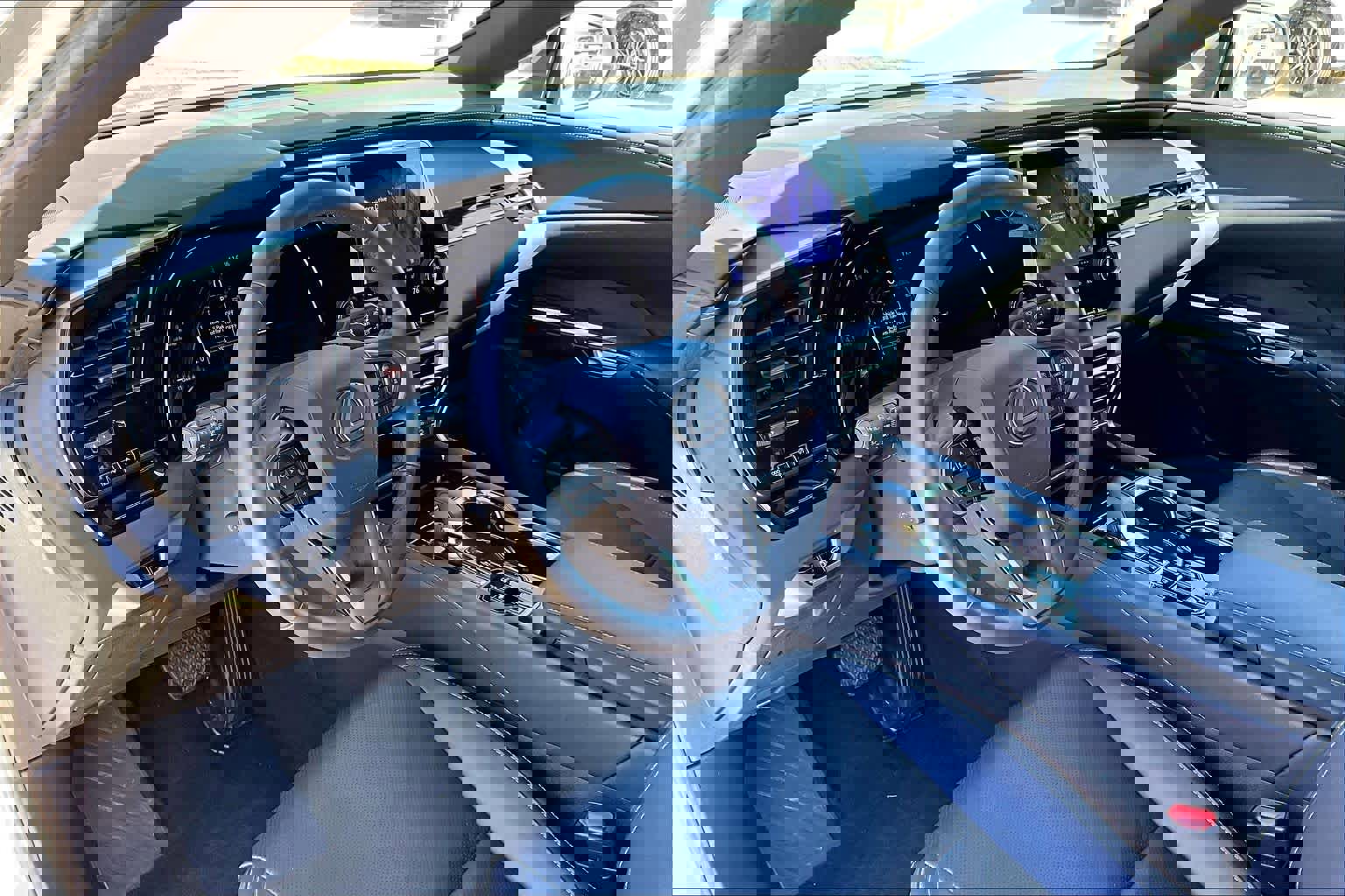 Used 2025 Lexus RX 350 FWD w/ Technology Package image 14