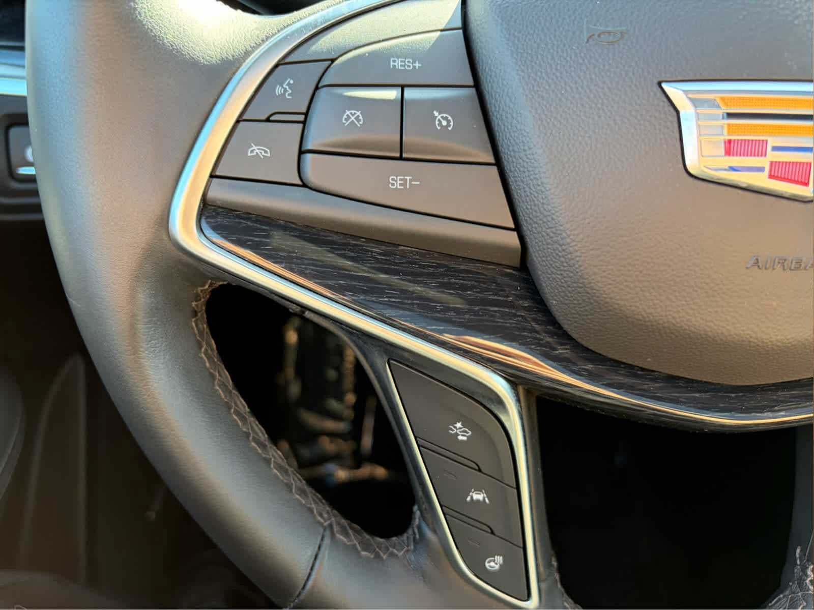 Used 2024 Cadillac XT5 Premium Luxury w/ LPO, Floor Liner Package AWD/4WD image 15