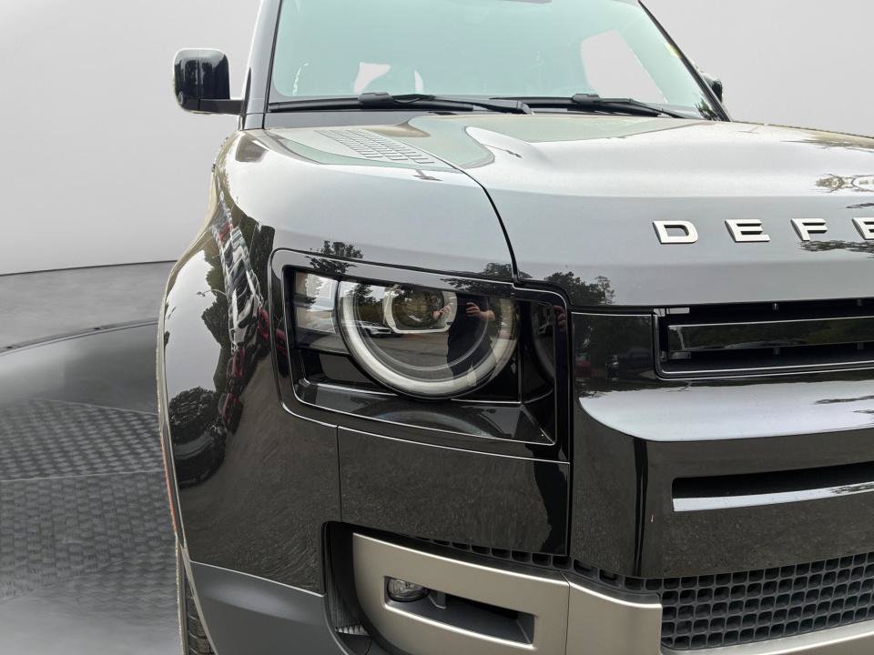 New 2026 Land Rover Defender 110 S AWD/4WD image 24