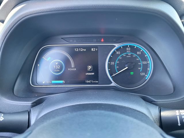 Certified 2025 Nissan Leaf S FWD image 25