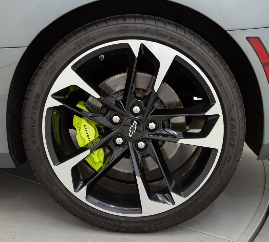 Used 2021 Chevrolet Camaro SS image 20