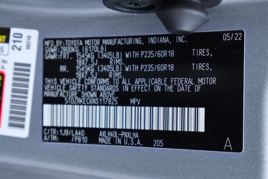 Certified 2022 Toyota Sienna Limited image 28