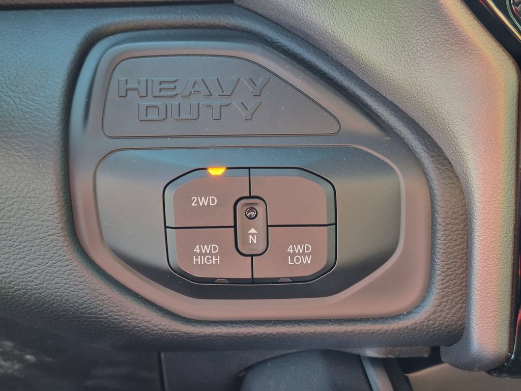 New 2026 RAM 3500 Big Horn AWD/4WD image 19
