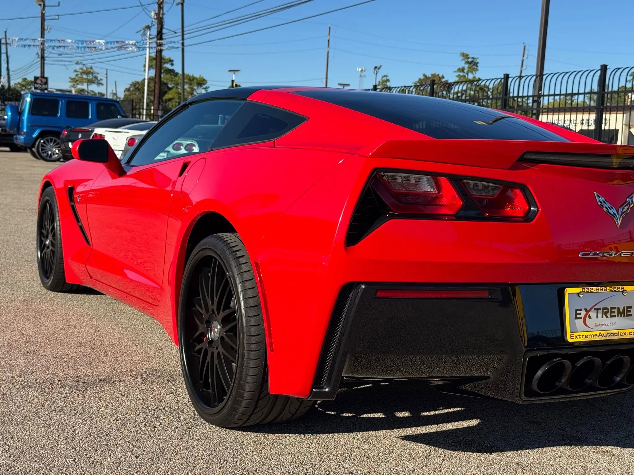 Used 2015 Chevrolet Corvette Stingray Z51 Coupe 2D w/ 2LT Preferred Equipment Group image 18