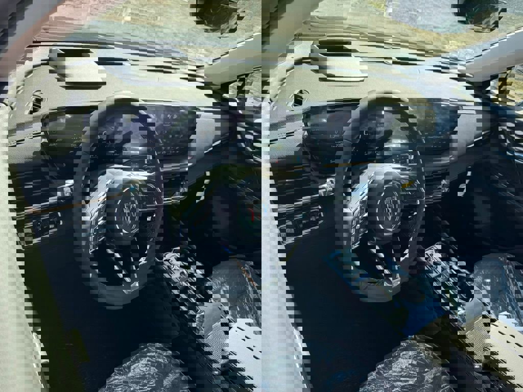 New 2026 Buick Envision Avenir image 3