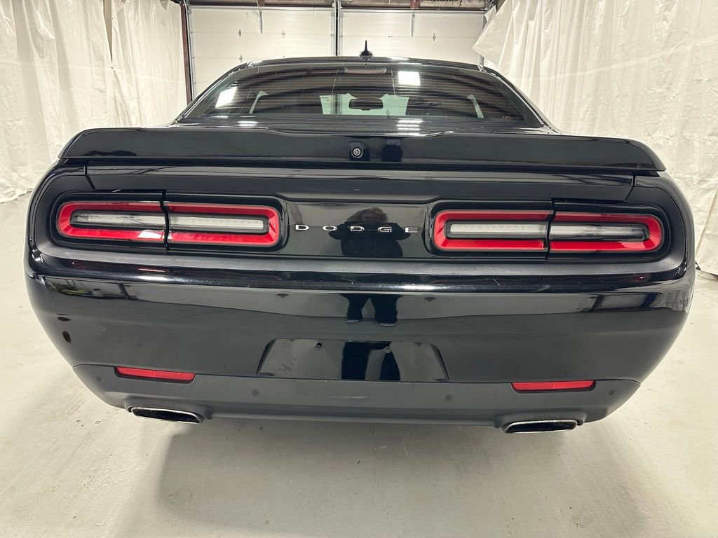 Used 2017 Dodge Challenger GT w/ Driver Convenience Group AWD/4WD image 6