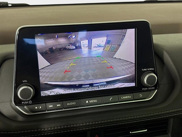 Certified 2023 Nissan Rogue SV image 16