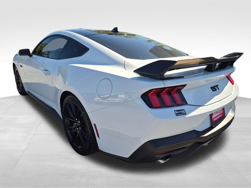 Used 2025 Ford Mustang GT image 4