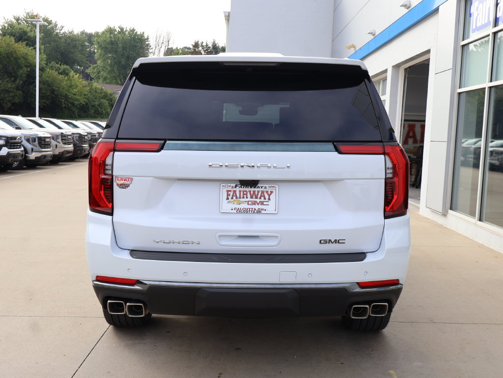 New 2026 GMC Yukon XL Denali Ultimate AWD/4WD image 9
