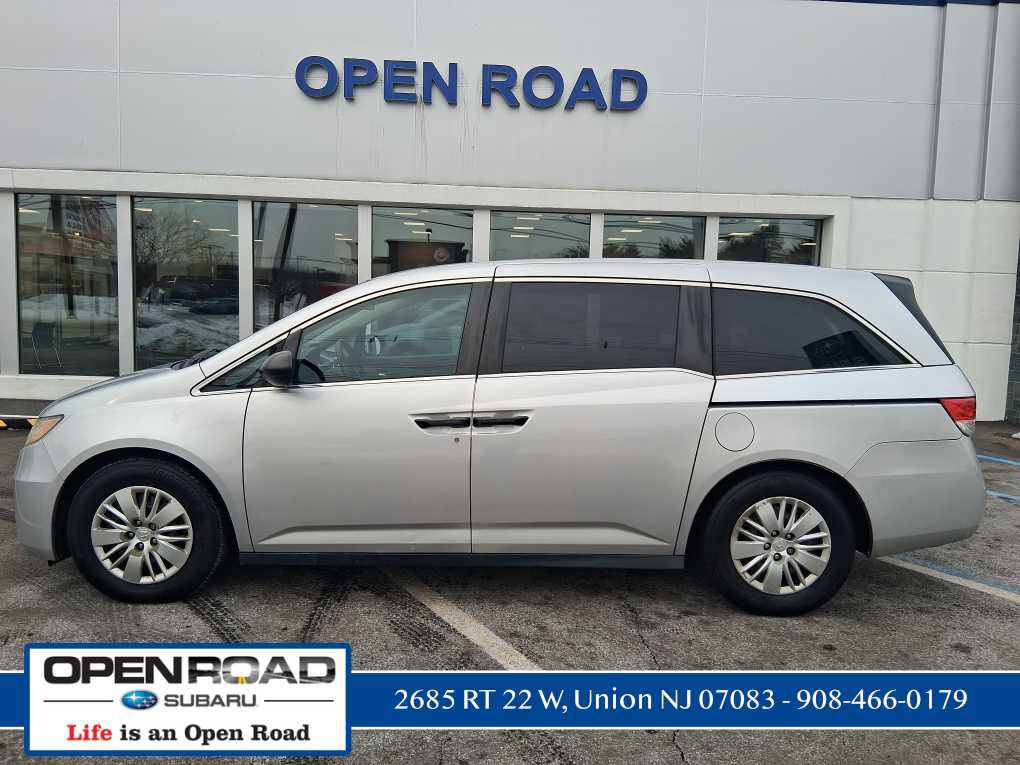 Used 2015 Honda Odyssey LX image 5