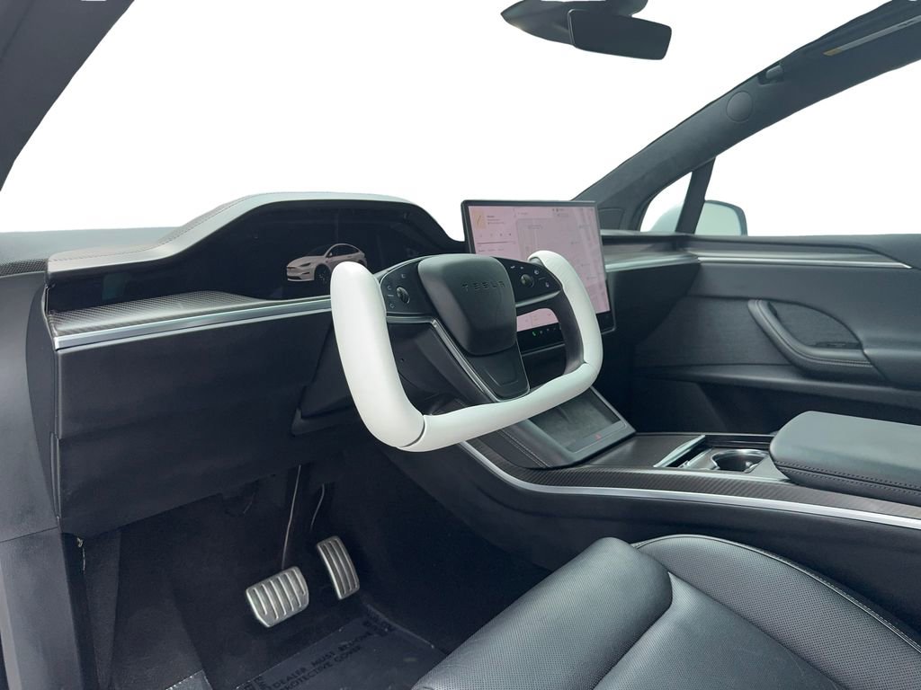 Used 2022 Tesla Model X Plaid image 20