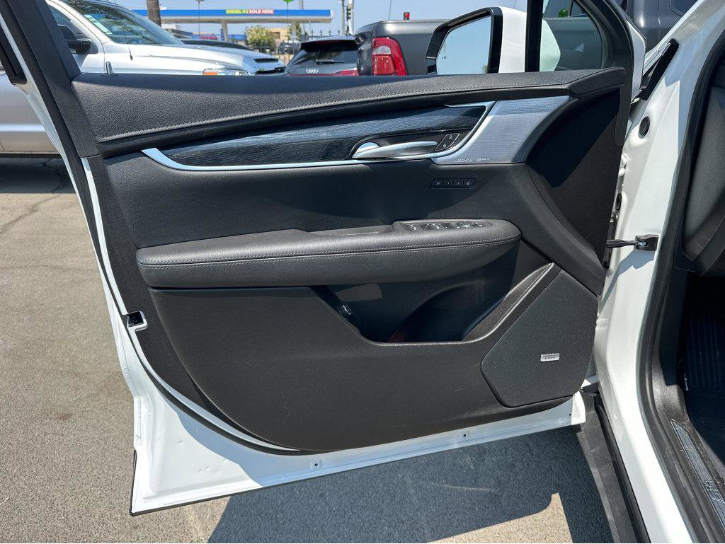 Used 2024 Cadillac XT5 Premium Luxury image 15