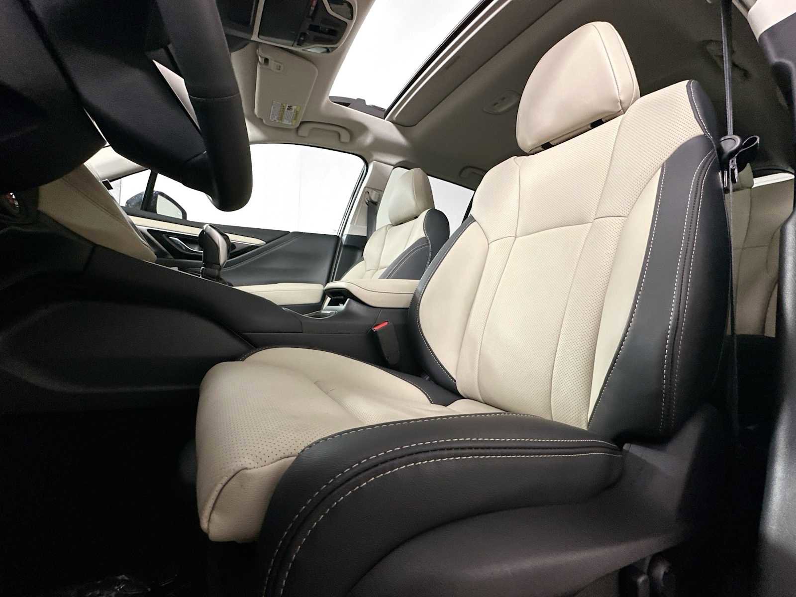 Certified 2025 Subaru Outback Limited w/ Popular Package #2 image 19