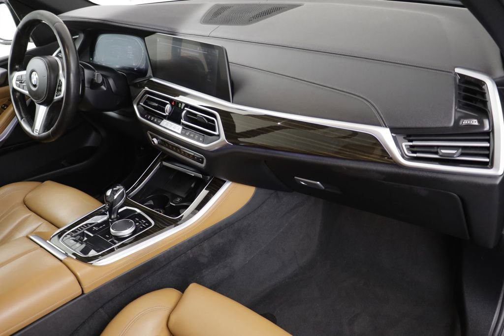 Used 2021 BMW X5 xDrive40i w/ M Sport Package image 20