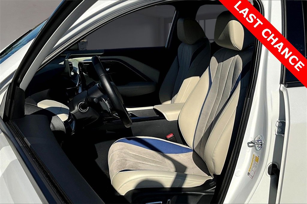 Certified 2025 Acura ADX A-Spec image 25