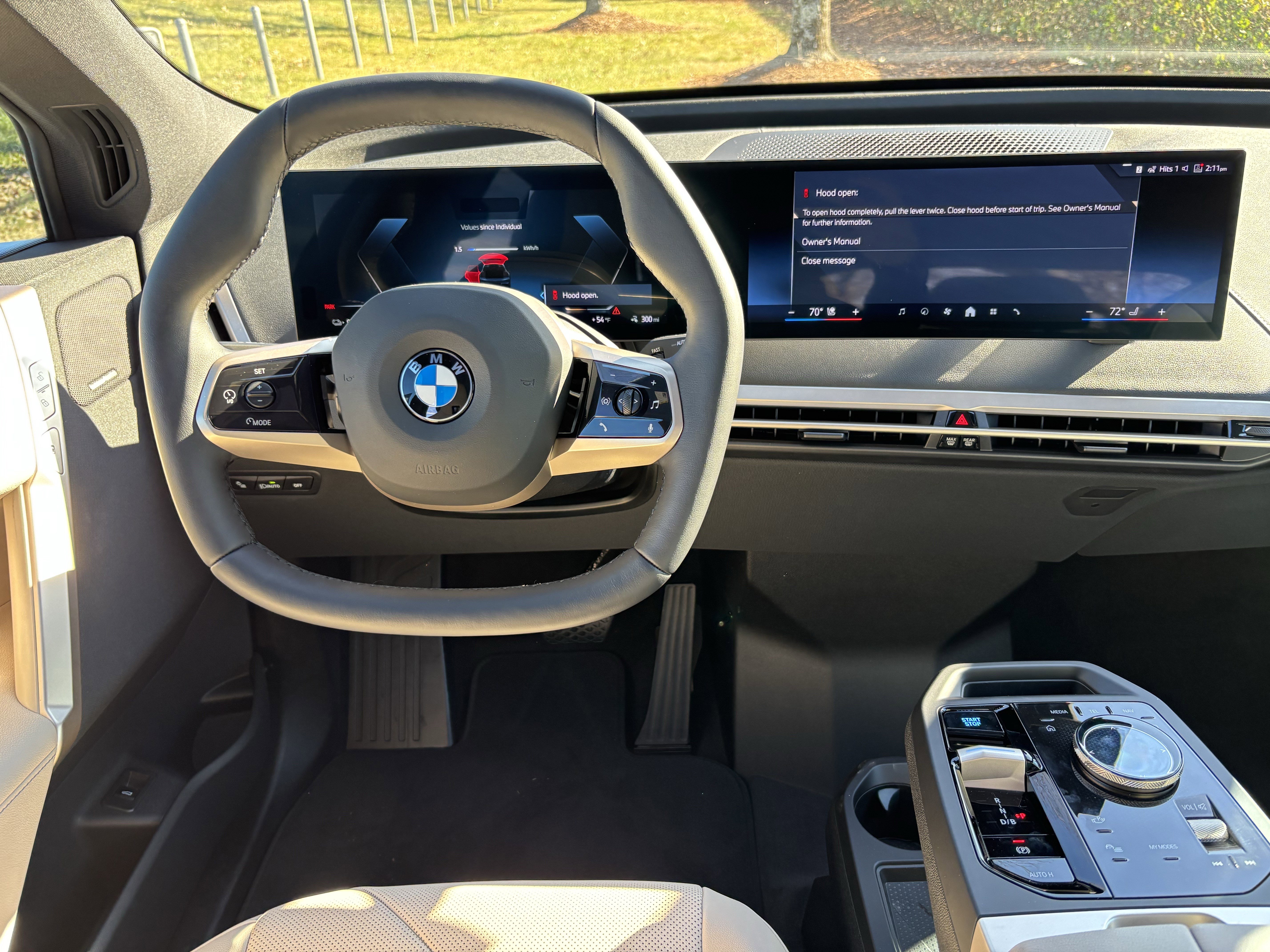 New 2026 BMW iX xDrive60 image 19