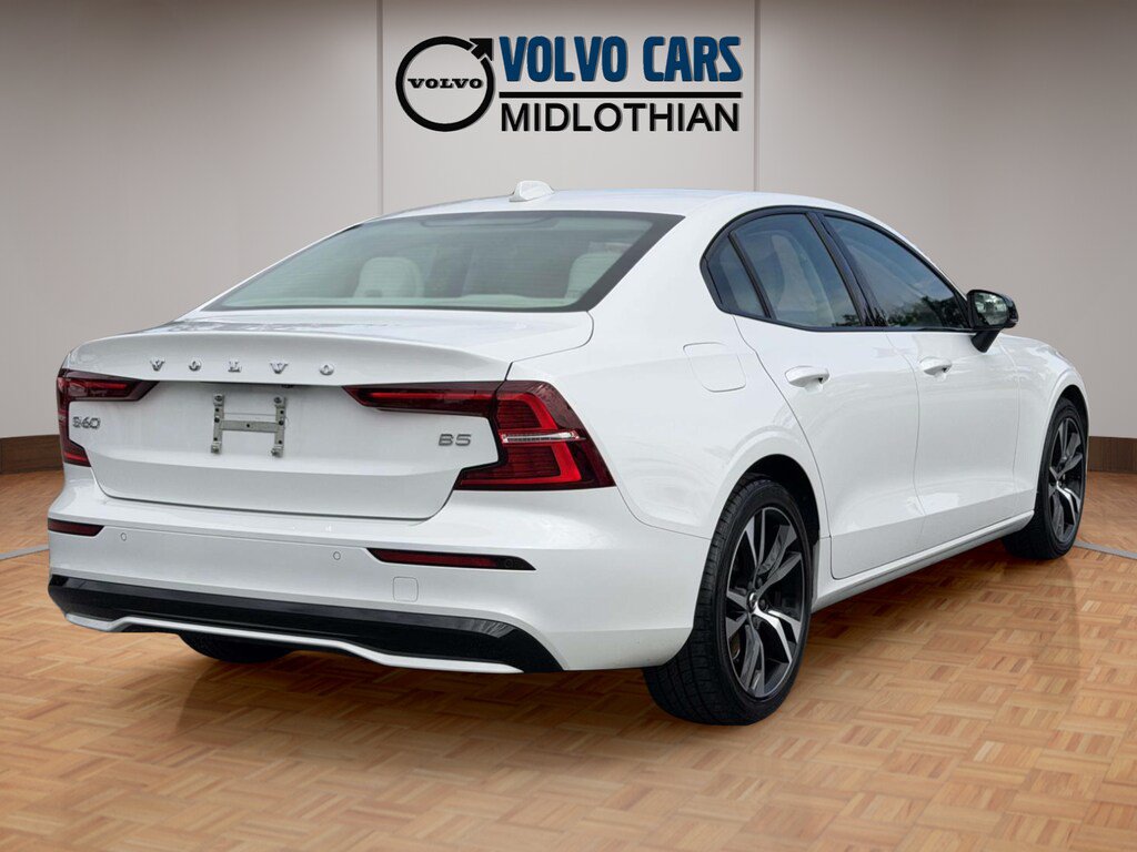 Used 2024 Volvo S60 B5 Core FWD image 19